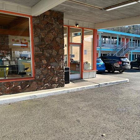 Atomic Motel アストリア エクステリア 写真