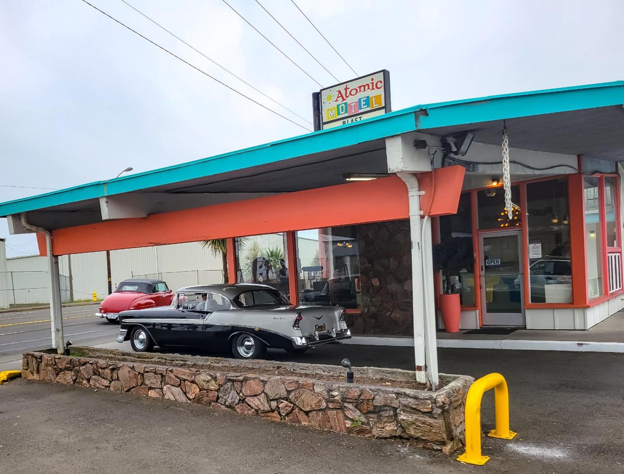 Atomic Motel アストリア エクステリア 写真