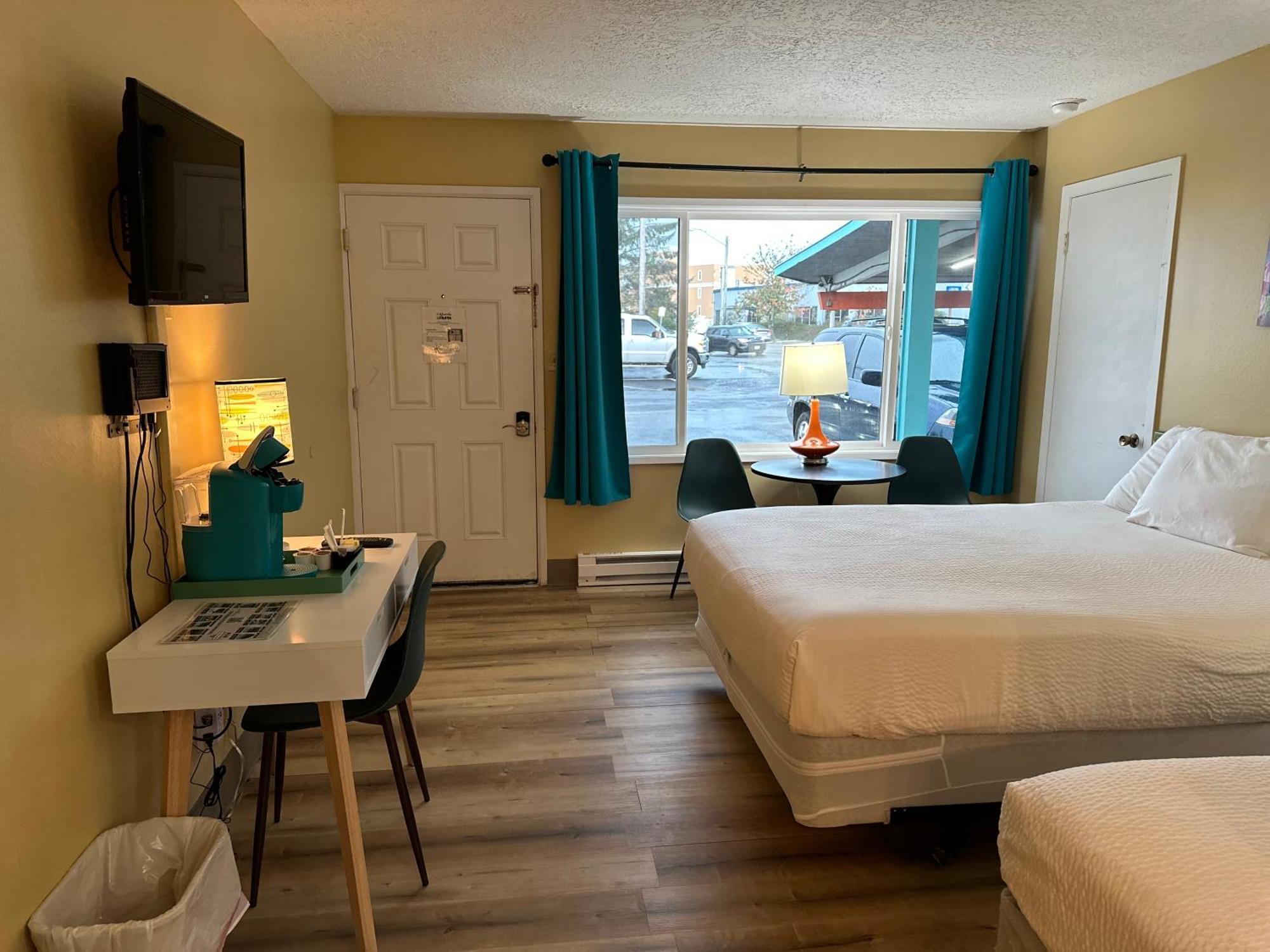 Atomic Motel アストリア 部屋 写真