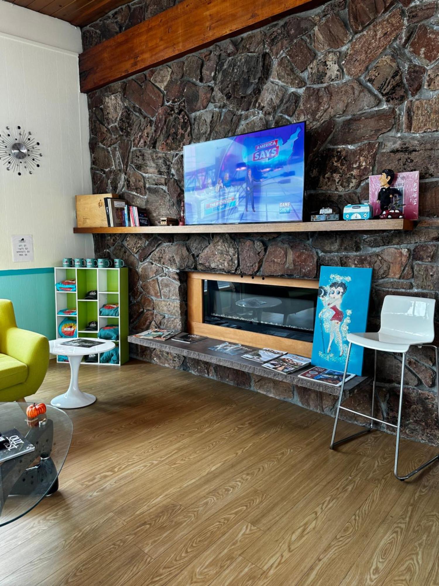 Atomic Motel アストリア エクステリア 写真
