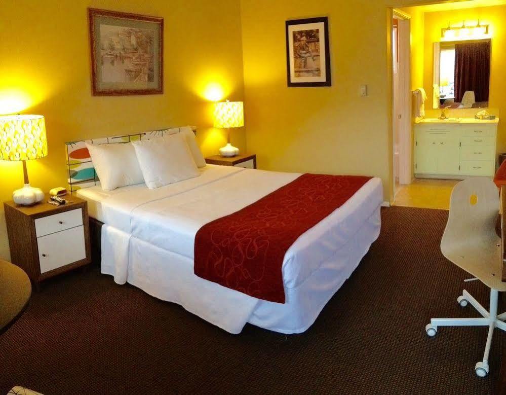 Atomic Motel アストリア エクステリア 写真